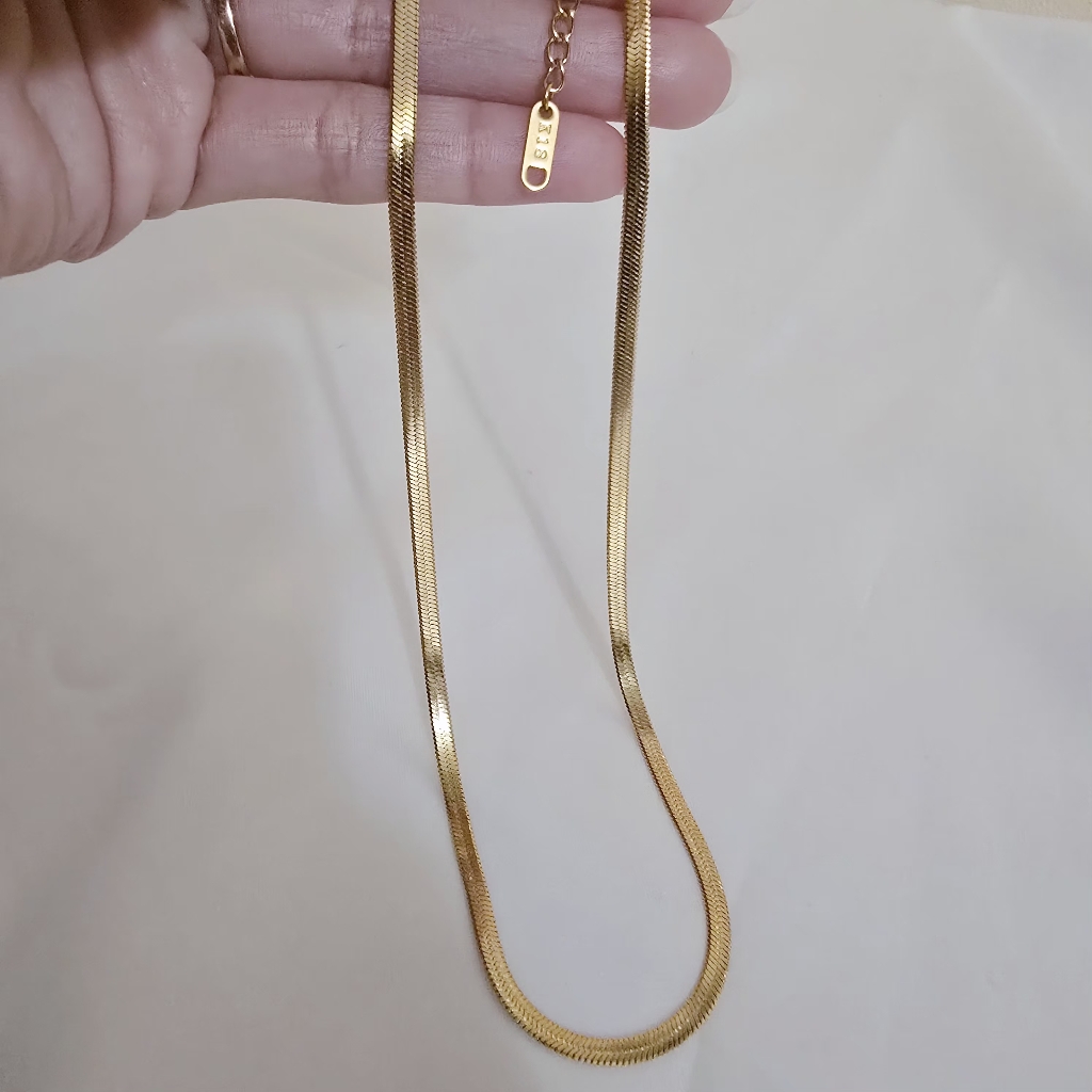 New 18k Gold-Plated Elegant Necklace